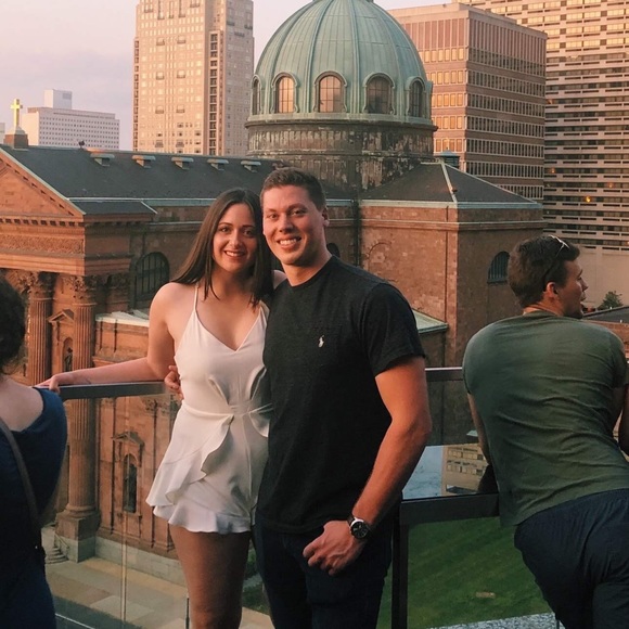 White romper, size large - Picture 1 of 2